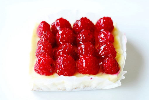 raspberry tart.jpg