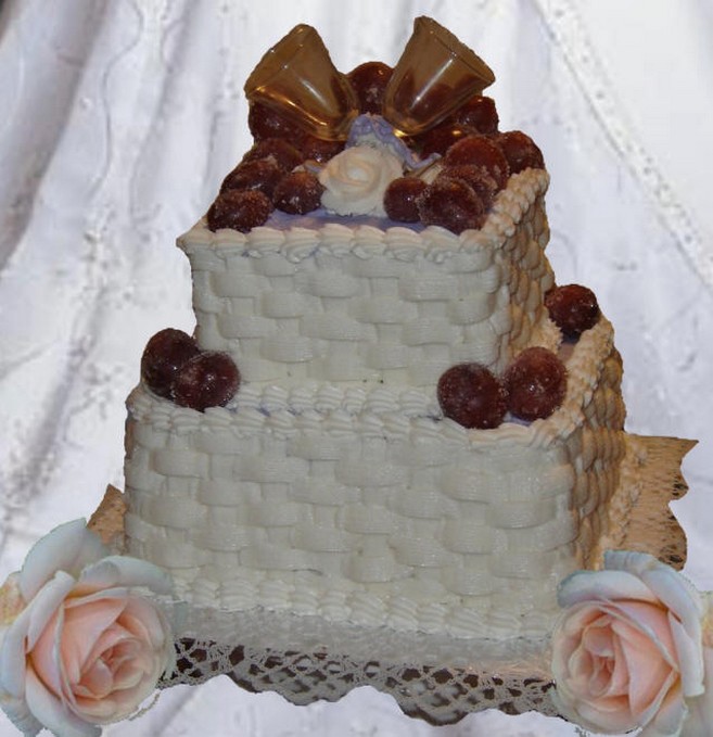 traditional weddin cake
